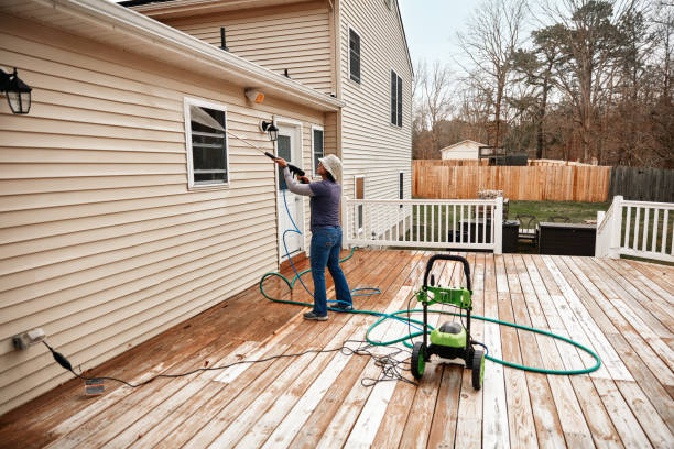 Best Garage Pressure Washing  in Venetian Vlage, IL